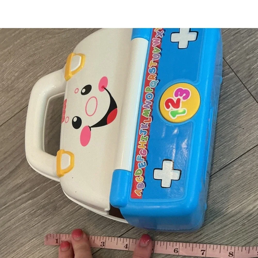 Fisher Price Plastic Laugh & Learn Sing-a-Song Med Kit Medical Play Doctor Toy